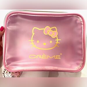 Créme Sanrio Hello Kitty Portrait Cosmetic Bag